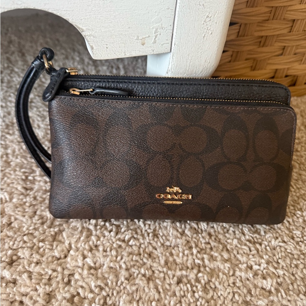 Coach Brown & Black Signature Double Zip Wristlet